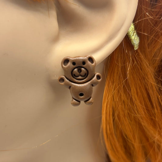 Biscuit Teddy Studs