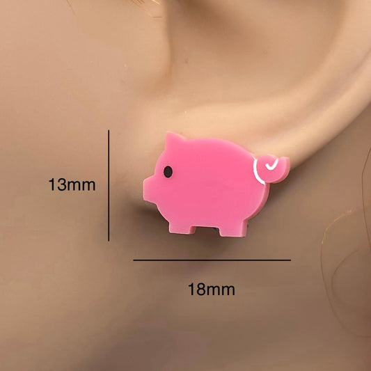 Playful Piggy Stud
